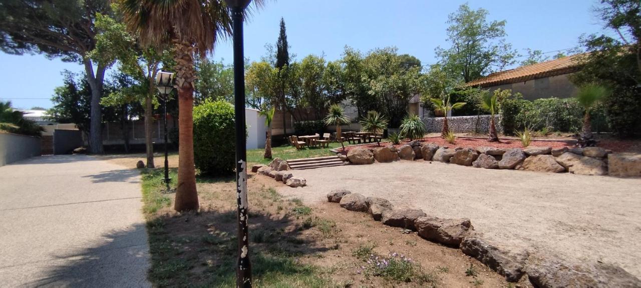 Camping Parc Des 7 Fonts Hotel Agde Exterior photo